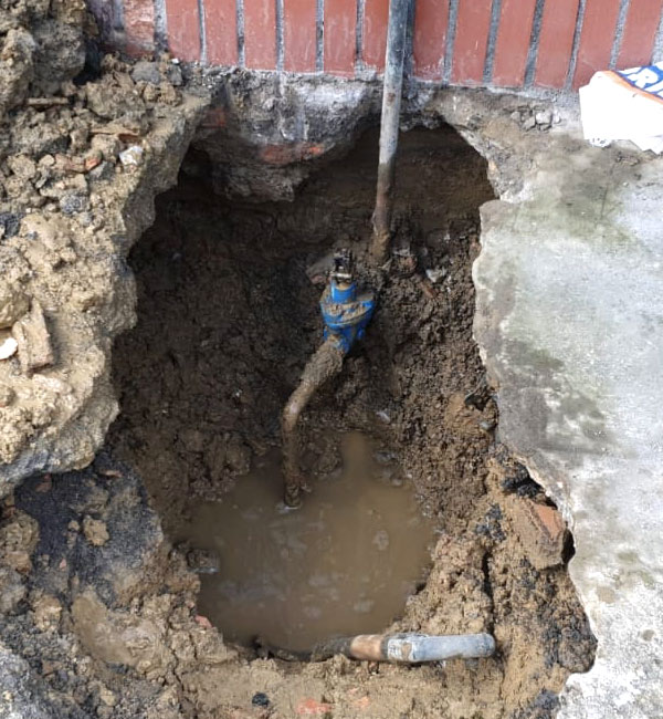 cambio tuberia de hierro por polietileno en Bilbao